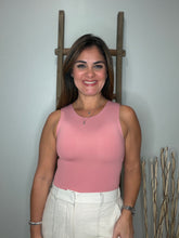 Cargar imagen en el visor de la galería, Double Layer Sleeveless Top
