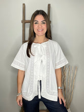 Cargar imagen en el visor de la galería, Tumble Heaven Lounge Top
