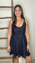 Cargar imagen en el visor de la galería, Denim Sleeveless Mini Dress
