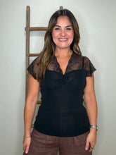 Cargar imagen en el visor de la galería, Lace Top
