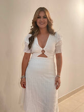 Cargar imagen en el visor de la galería, Del Mar O-Ring Cut Out Midi Dress
