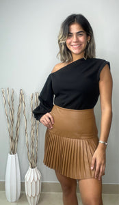 PLEADED SHORT SKIRT